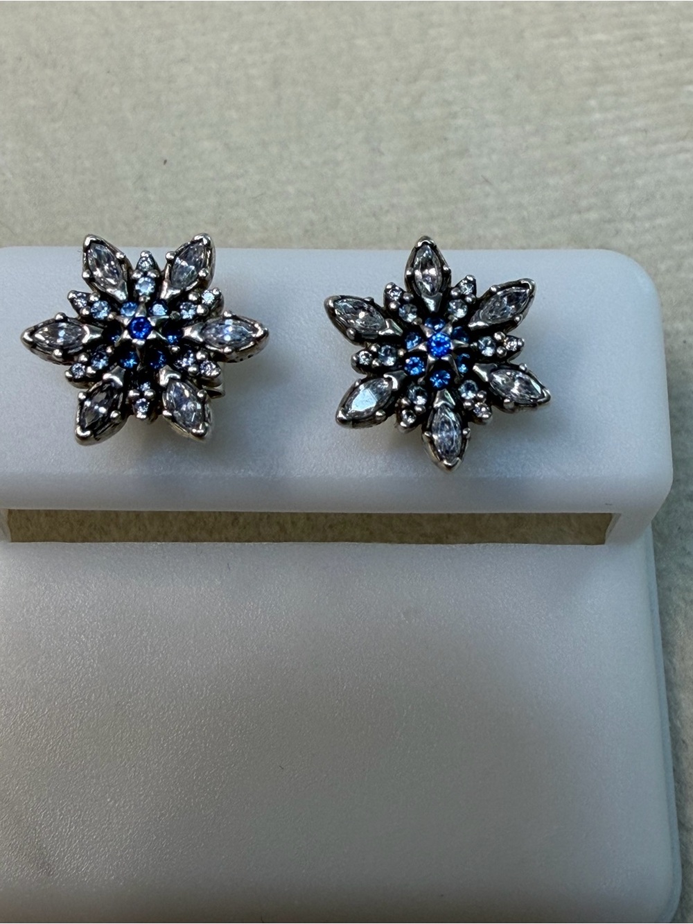 925 Sterling silver Flower Cluster Earrings with Blue Accents